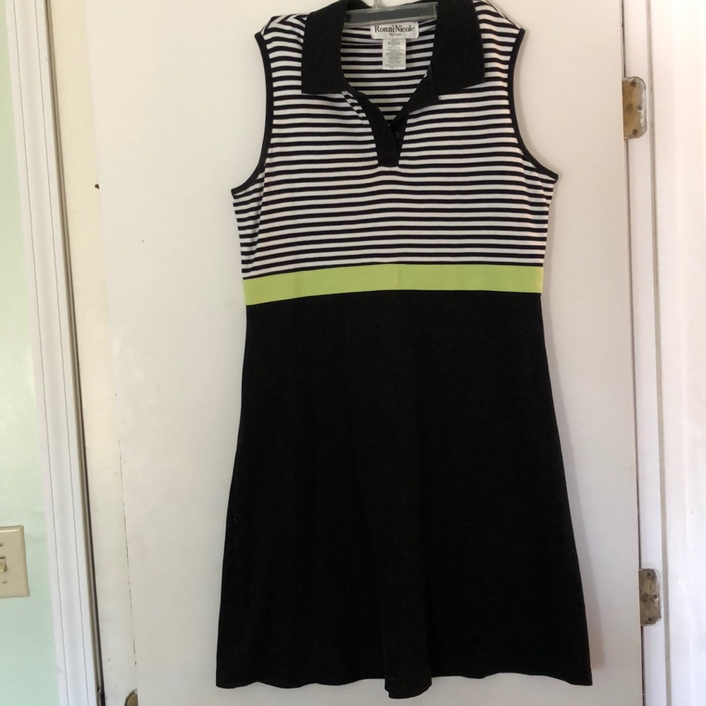 Ronni Nicole Large dress